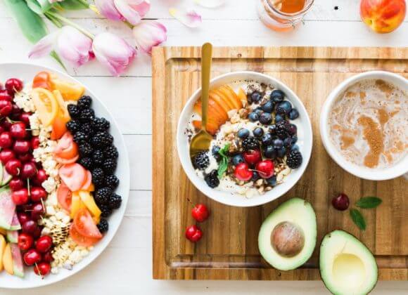 Healthy nutrition increases performance Gesunde Ernährung steigert die Leistungsfähigkeit