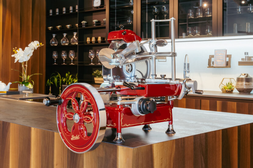 Interior-Klassiker: Die Berkel Berkel_Volano B2 Rot_Ambiente2