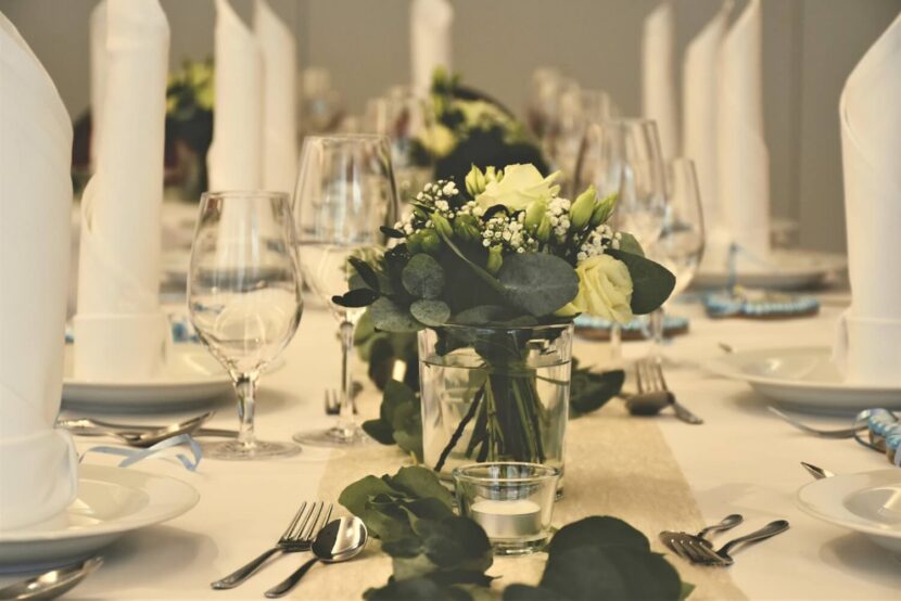 table-g1901118db_1920