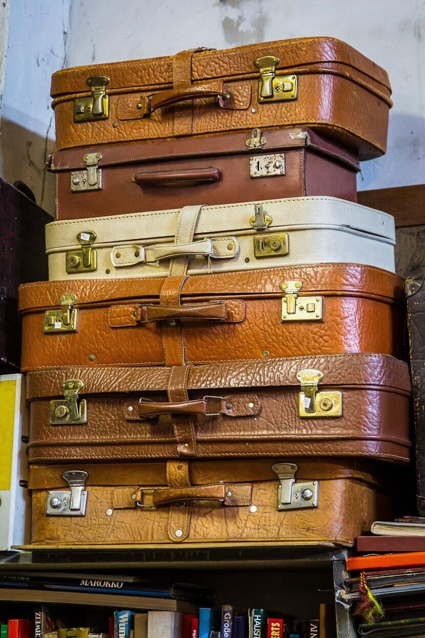 Packing list for your summer vacation suitcase-2273458_1280