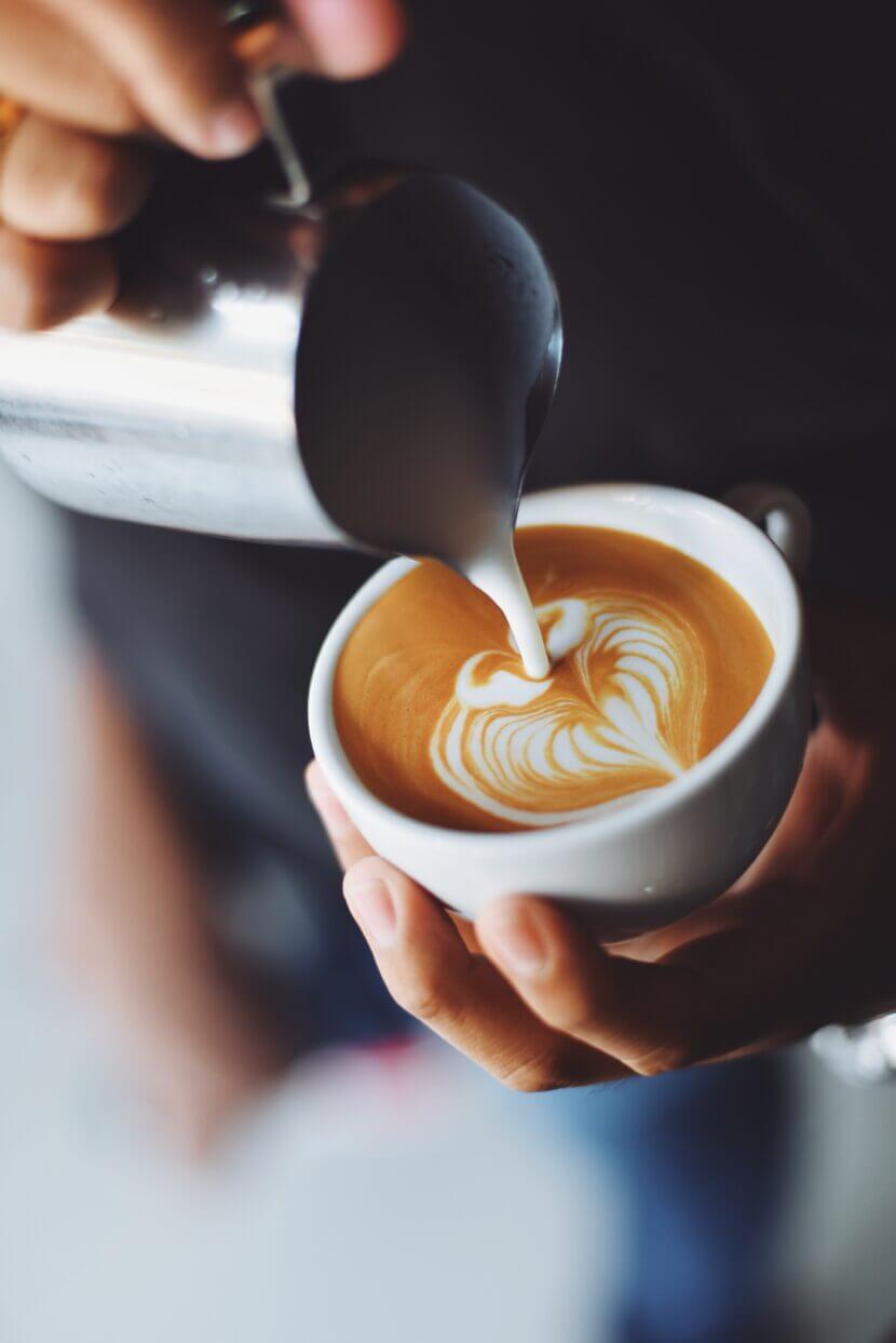 Café et desserts : de délicieuses recettes à savourer pexels-chevanon-photography-302896