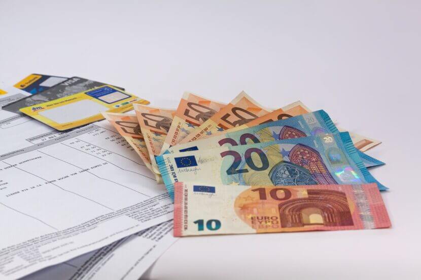 Betriebskosten: Was Mieter & Eigentümer wissen sollten money-1439125_1280