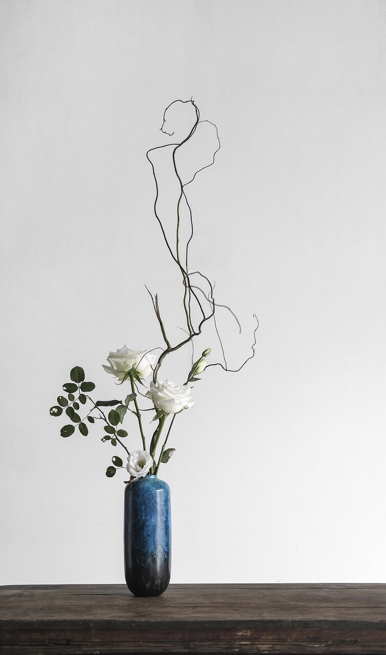 Du bambou au cuivre : les tendances en matière de vases en 2024 tea-3541206_1280