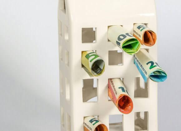 Logement coopératif : tout ce que vous devez savoir Maison et argent_Photo de Willfried Wende_pexels