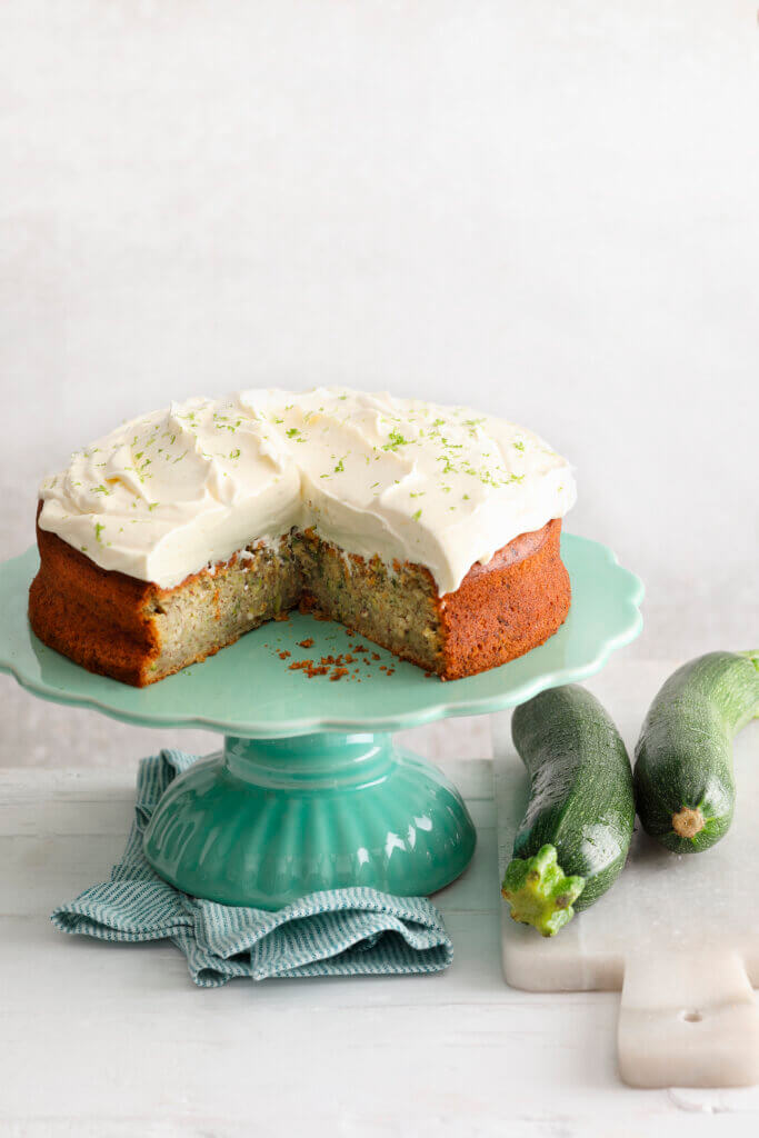 Zucchini nut cake, recipe