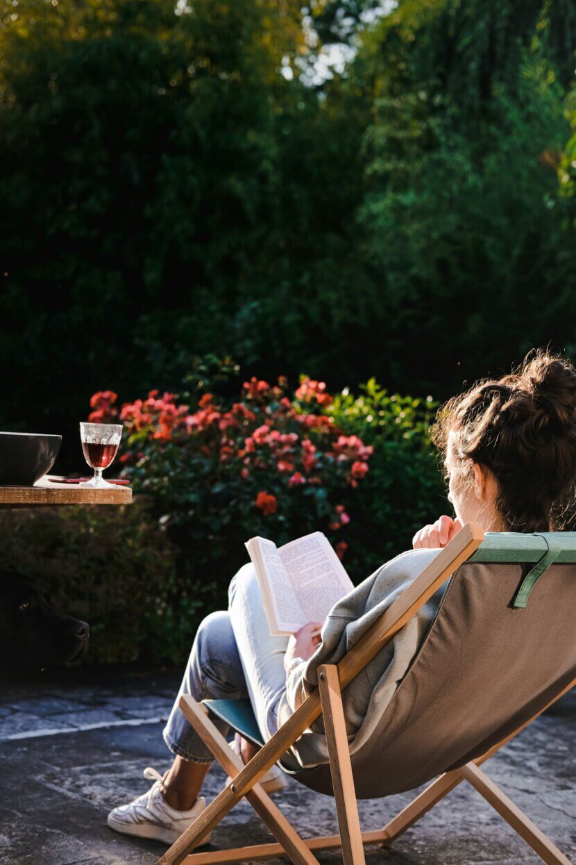 Reading_Photo by Jubéo Hernandez on Unsplash