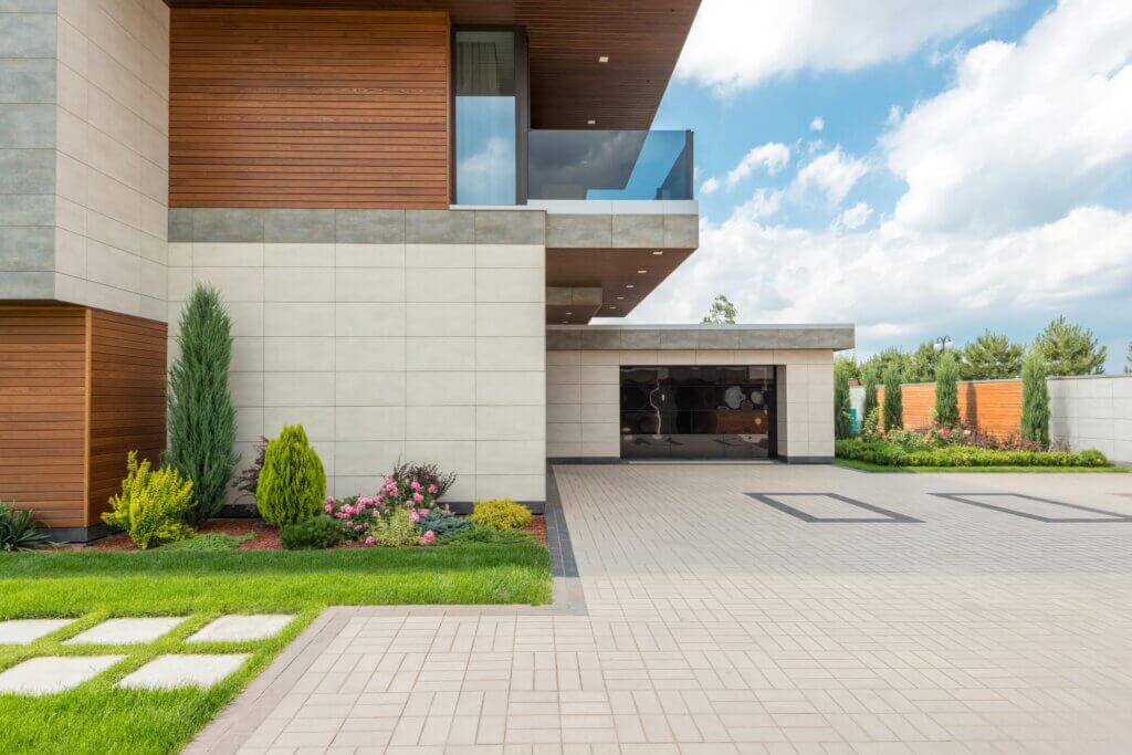 Carport or garage? Which is better?