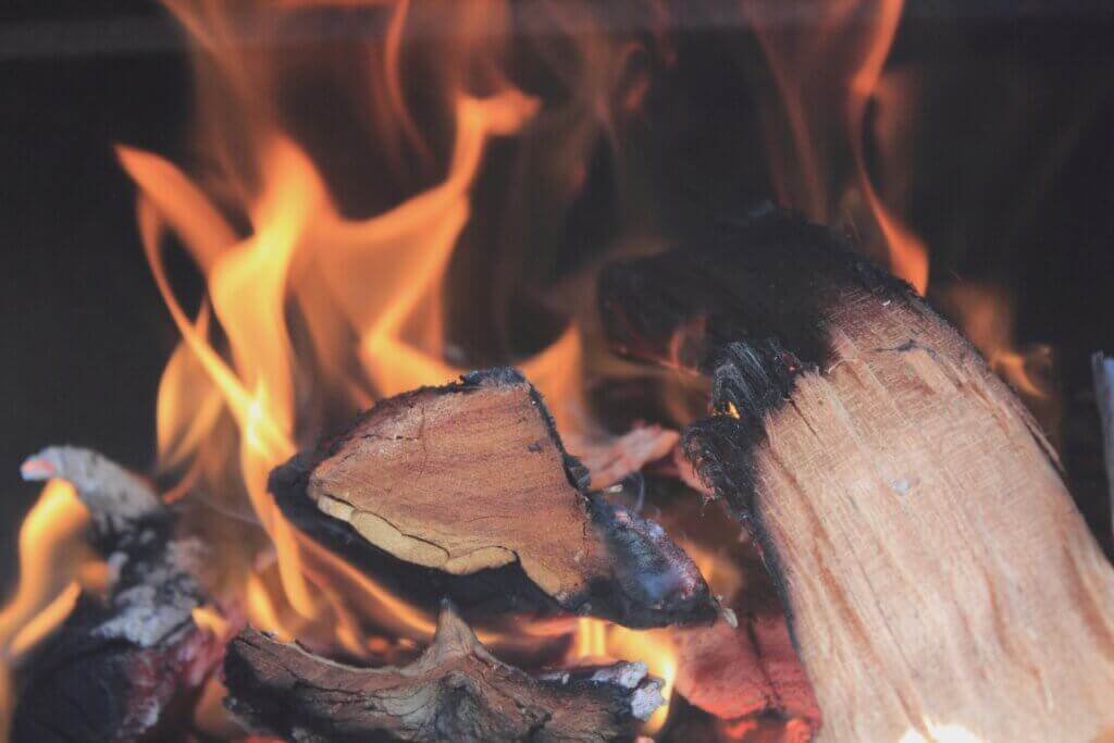 Heating the tiled stove correctly