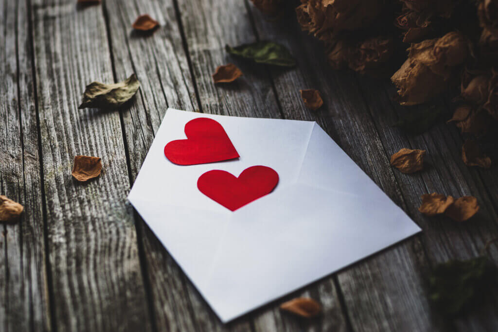 Saint-Valentin à la maison, lettre d'amour, idées Saint-Valentin