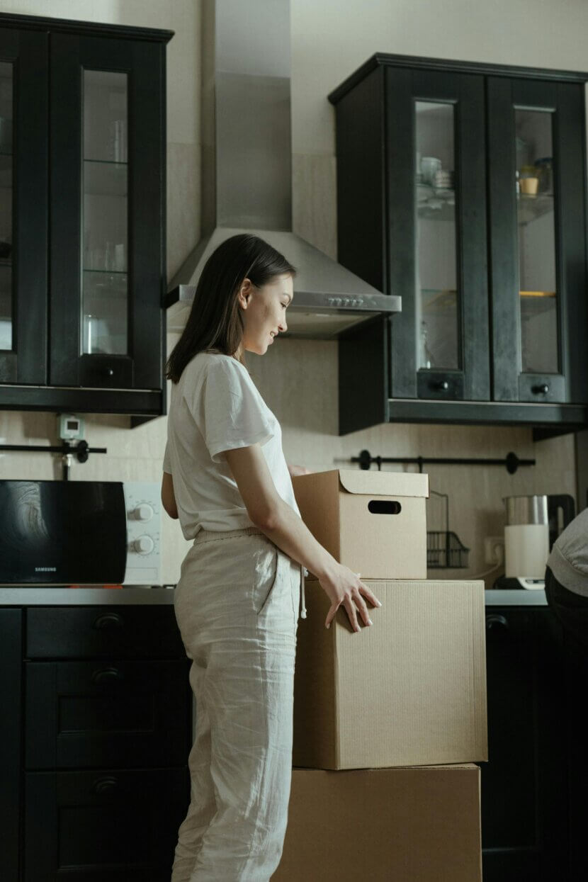 Illegal transfer of a rental apartment: your rights as a new tenant lead_photo_pexels-cottonbro-4554246
