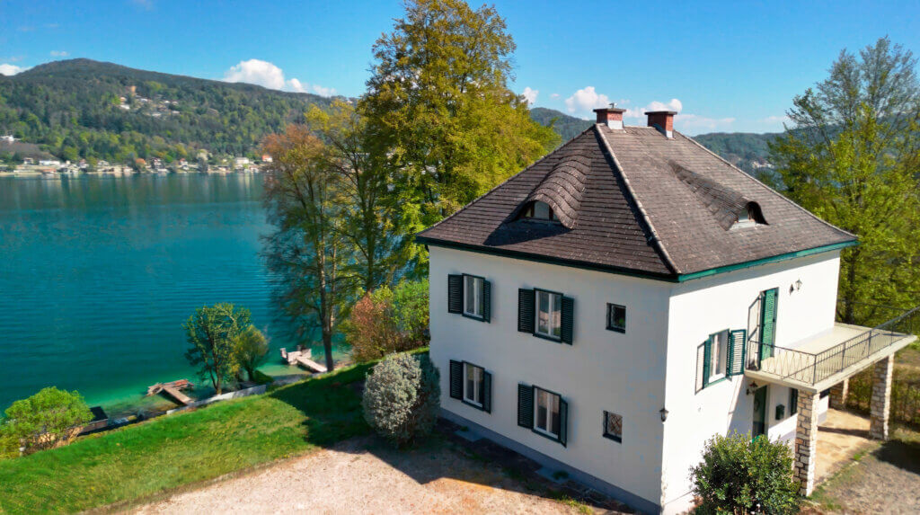 Charmante villa au bord du lac Wörthersee