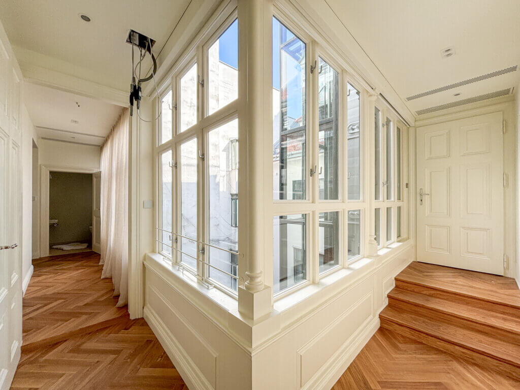 Un rêve d'immeuble ancien sur la Franziskanerplatz